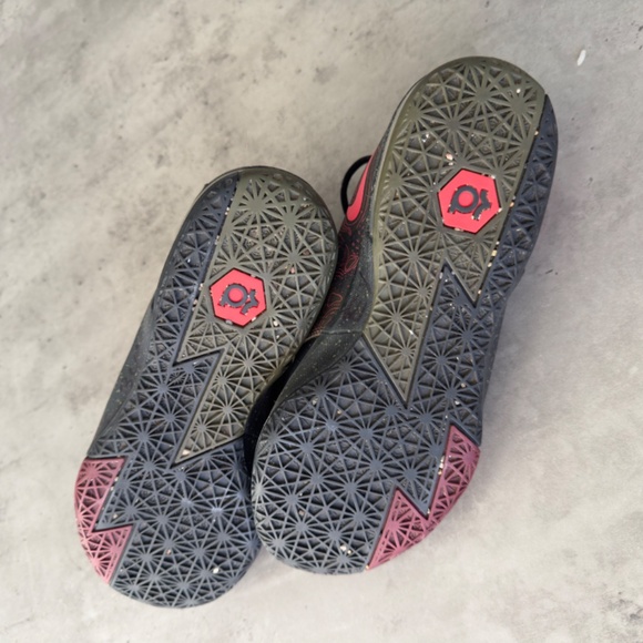 Nike KD 6 Meteorology | Size US 5Y - Picture 9 of 11